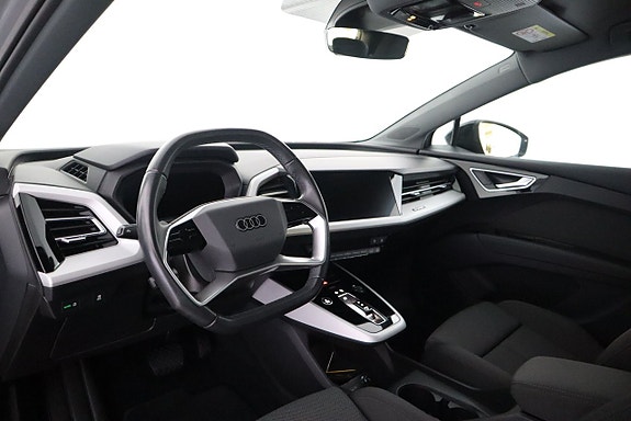 Audi Q4 e-tron 11 of 23