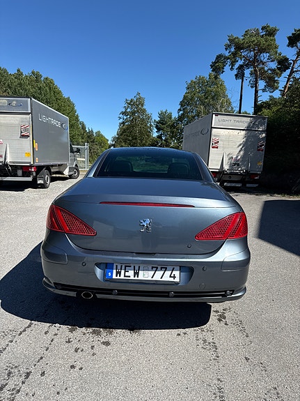 Peugeot 307 CC 6 of 8
