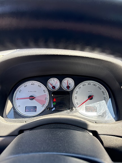 Peugeot 307 CC 8 of 8