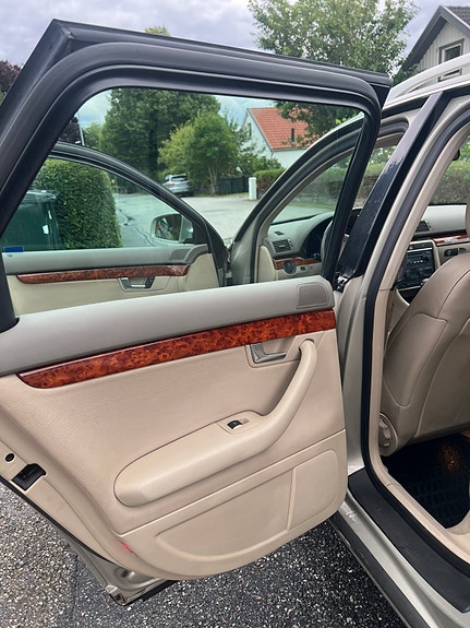 Audi A4 8 of 20
