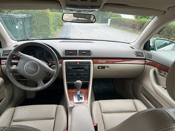 Audi A4 10 of 20