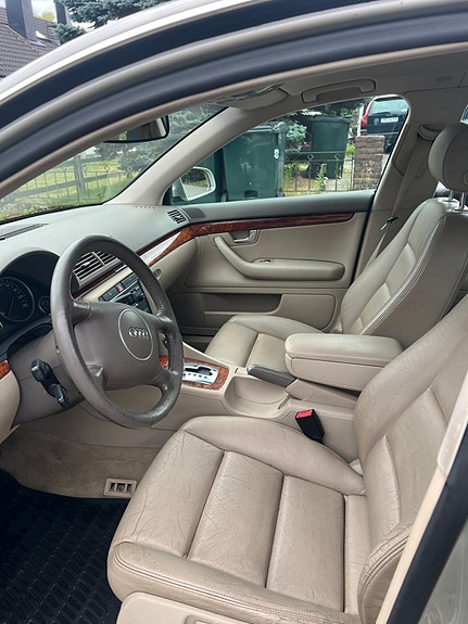 Audi A4 6 of 20