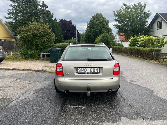Audi A4 4 of 20