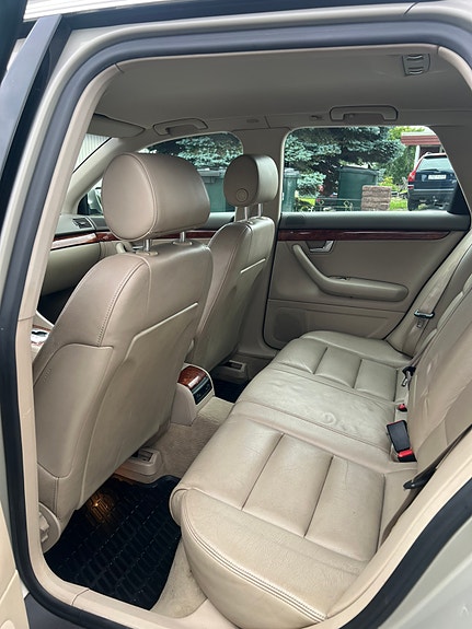 Audi A4 7 of 20