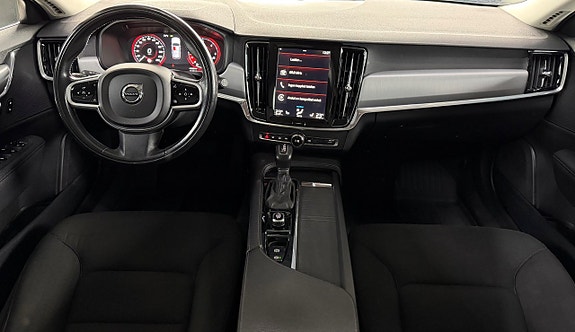 Volvo V90 10 of 14