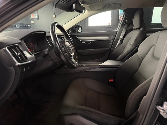 Volvo V90 7 of 14
