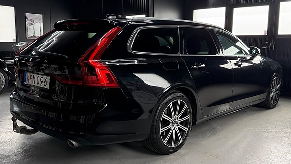 Volvo V90 4 of 5