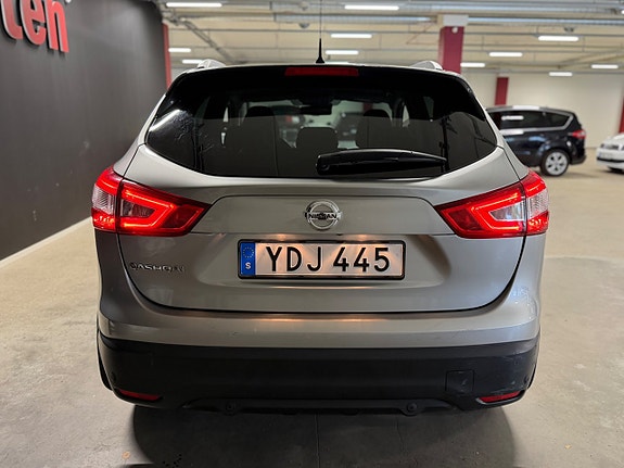 Nissan Qashqai 4 of 17