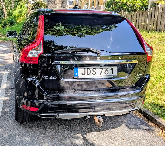 Volvo XC60 3 of 5