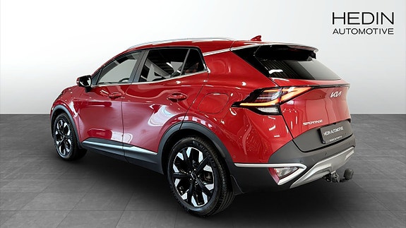 Kia Sportage 2 of 5