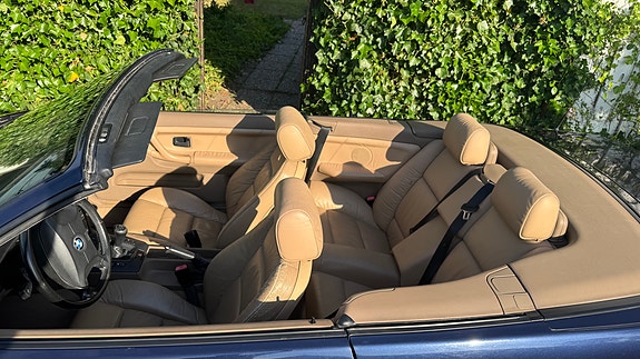BMW 328i 5 of 9