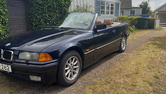 BMW 328i 6 of 9