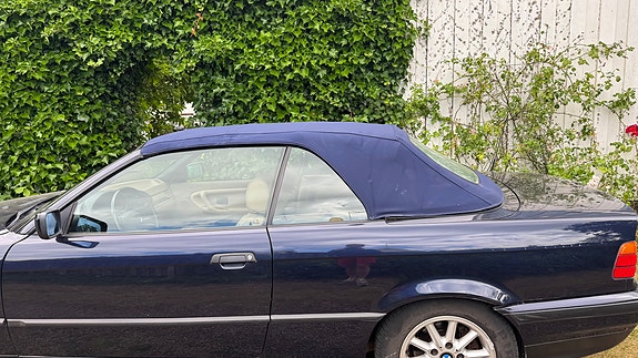 BMW 328i 7 of 9
