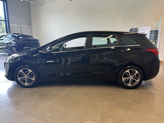 Hyundai i30 5 of 5