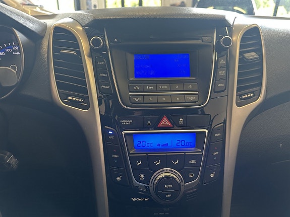 Hyundai i30 13 of 19