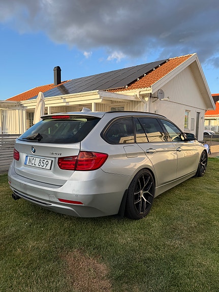 BMW 328i 5 of 5