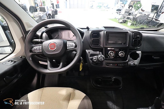 CHALLENGER V 217 Solpanel / Maxxfan 12 of 12