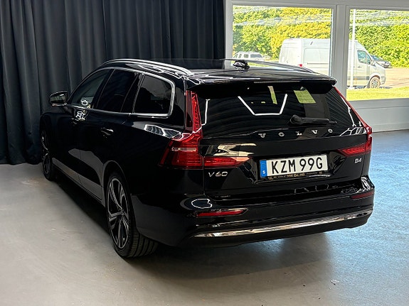 Volvo V60 3 of 5