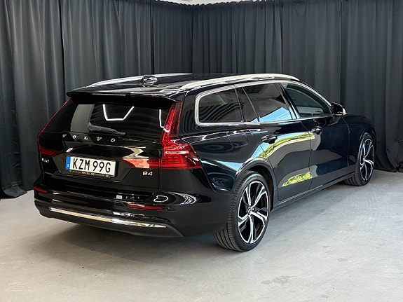 Volvo V60 4 of 5