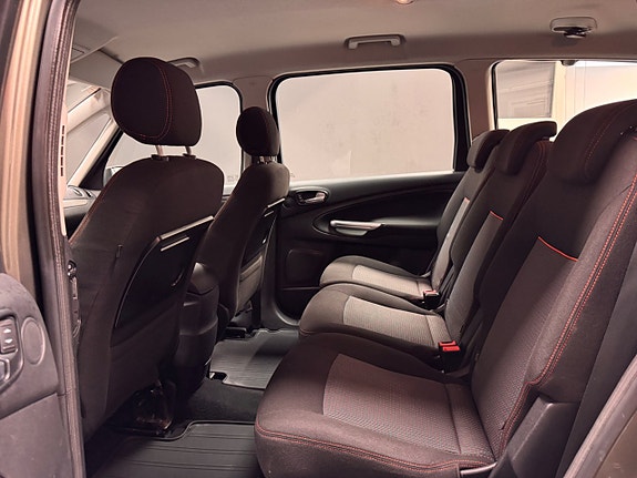 Ford Galaxy 10 of 11