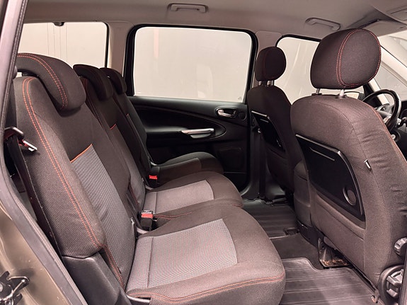 Ford Galaxy 8 of 11