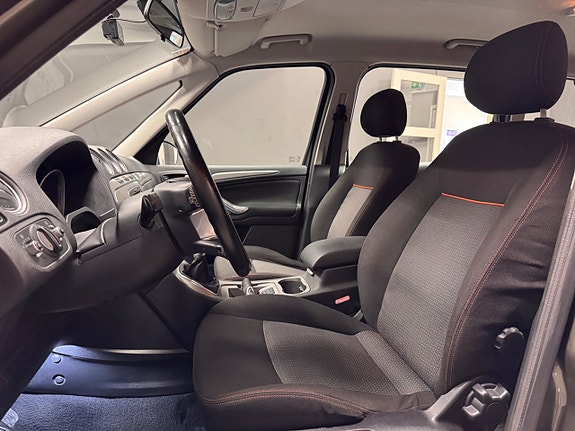 Ford Galaxy 11 of 11