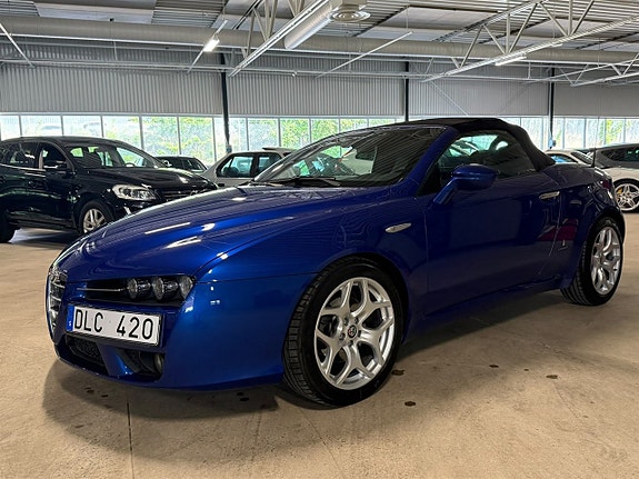 Alfa Romeo Brera 2 of 11