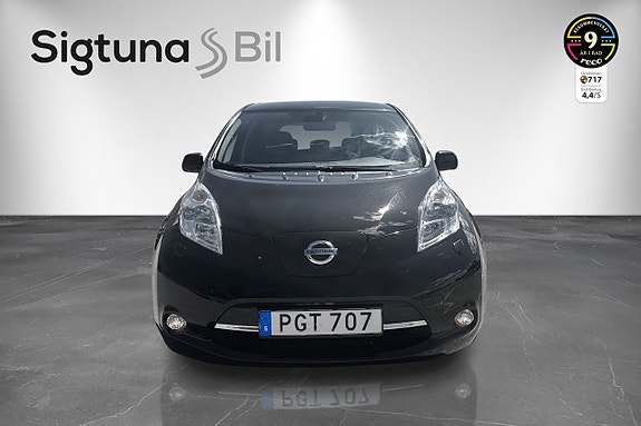 Nissan Leaf 8 of 21