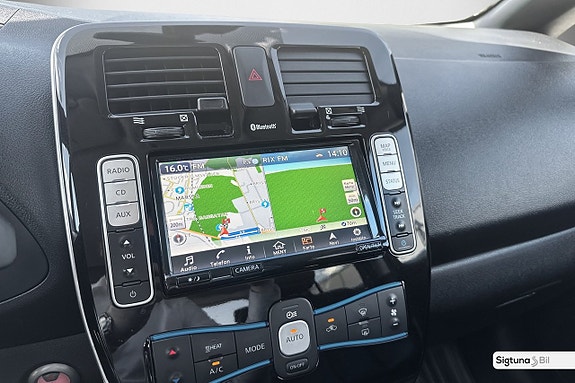 Nissan Leaf 17 of 21