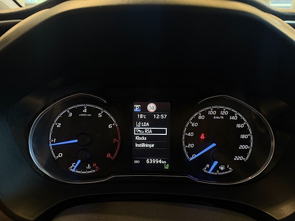 Toyota Yaris 11 of 26