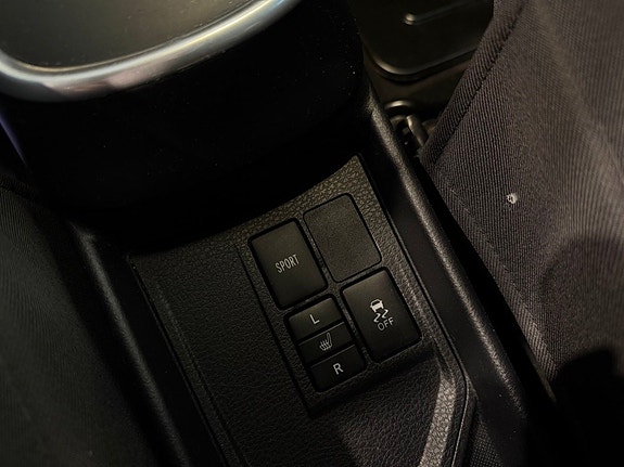 Toyota Yaris 15 of 26