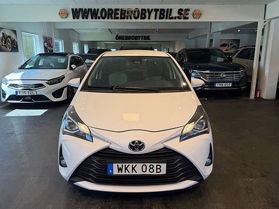 Toyota Yaris 26 of 26