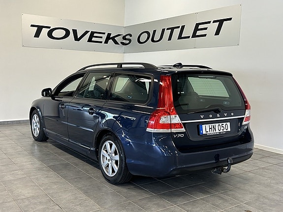 Volvo V70 4 of 5