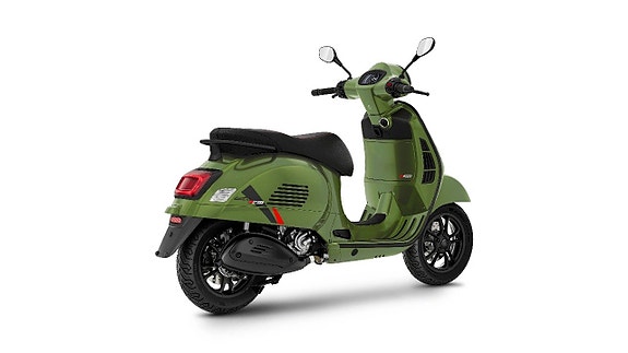 Vespa GTS 310 SuperSport 7 of 17