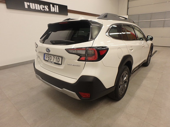 Subaru Outback 16 of 20