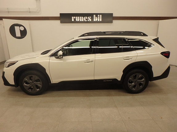 Subaru Outback 2 of 5