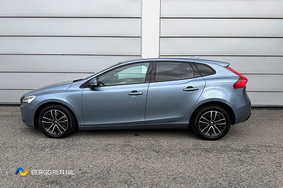 Volvo V40 6 of 30
