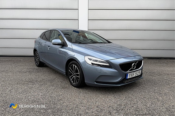 Volvo V40 5 of 5