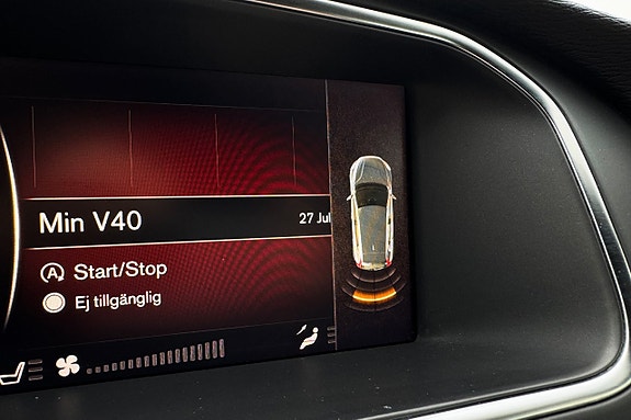 Volvo V40 18 of 30
