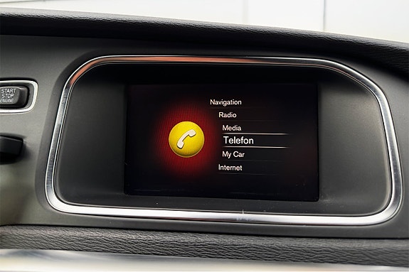 Volvo V40 19 of 30