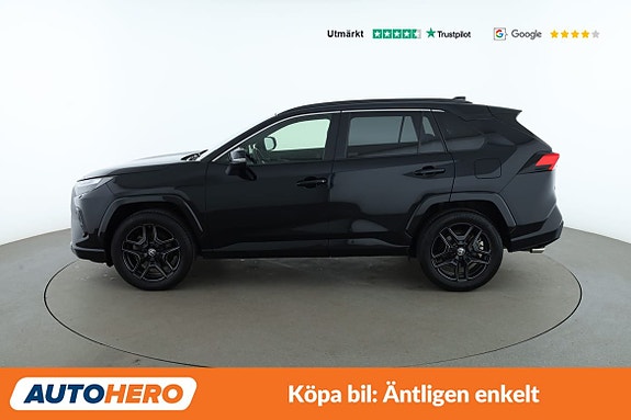 Toyota RAV4 2 of 30