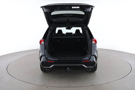 Toyota RAV4 17 of 30