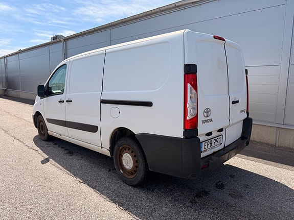 Toyota Proace 2 of 5
