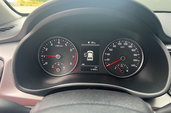 Kia Rio 9 of 13