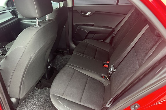 Kia Rio 12 of 13