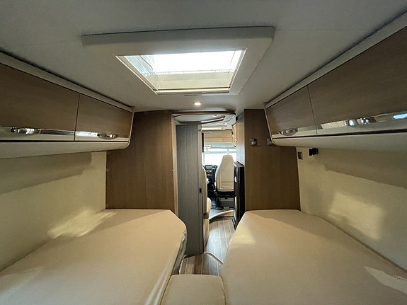 Adria Twin 640 SLX /Långbäddar/Dragkrok/Solcell 9 of 16