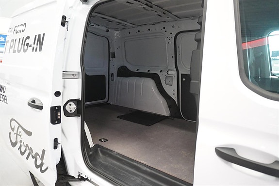 Ford Transit Connect 7 of 9