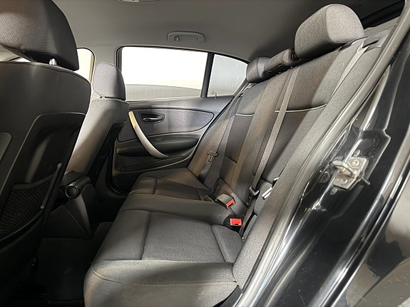 BMW 116d 17 of 17