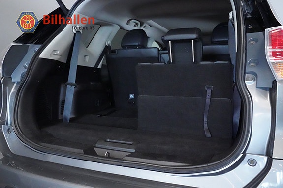 Nissan X-Trail 19 of 23