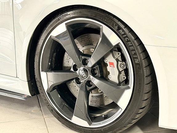 Audi RS3 3 of 5